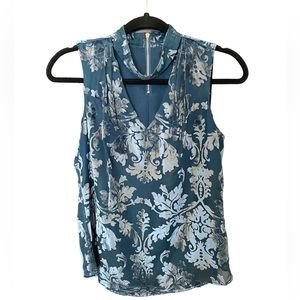 White House Black Market Tank